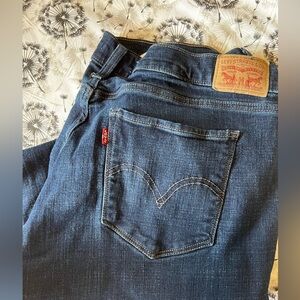 Women’s Levi’s 415 classic boot cut size 18W